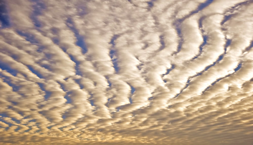 Clouds with pattern